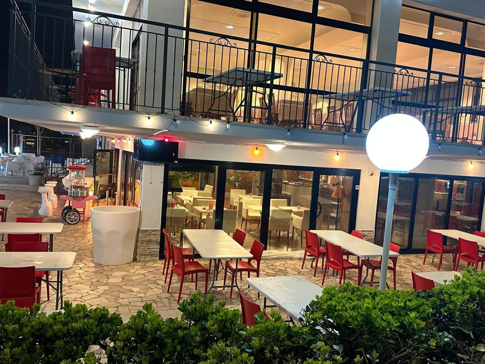Hotel Alcazar Rimini Exterior photo